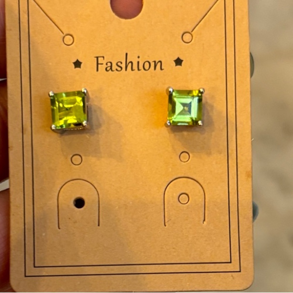 Peridot Square Stud Sterling silver Earrings